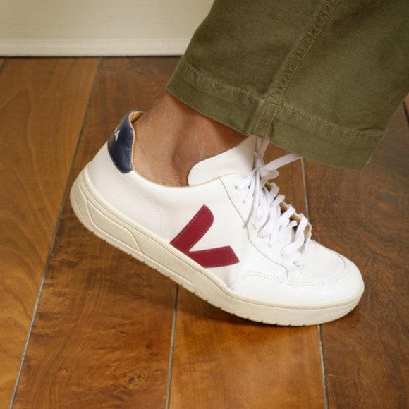 Veja Shoes - Veja V-12 women’s 8